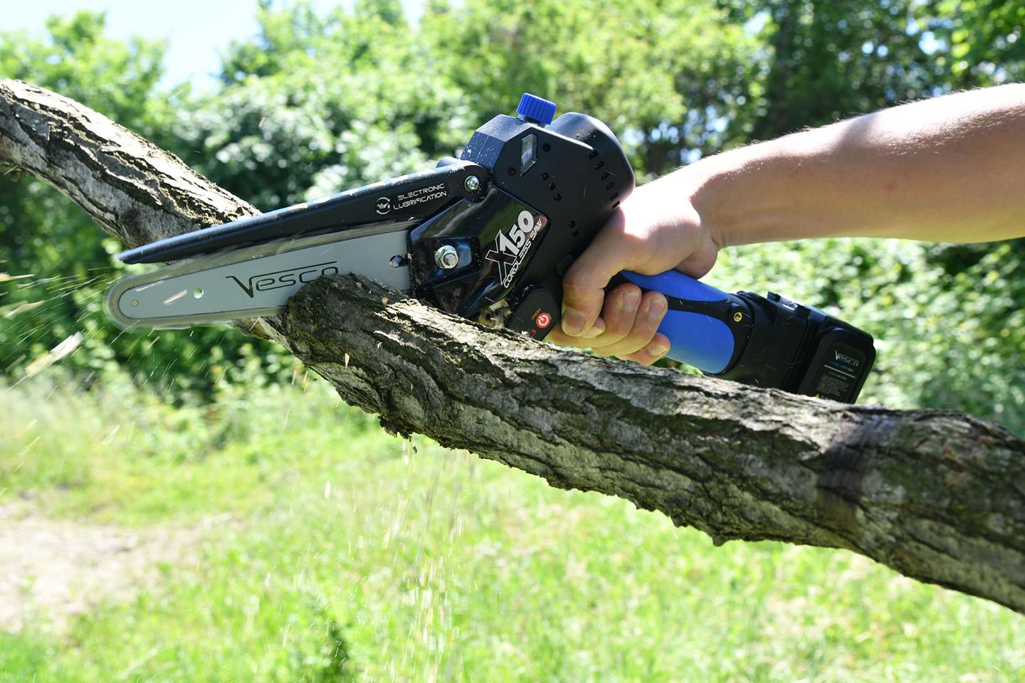 X150 - CORDLESS 150mm chain pruner